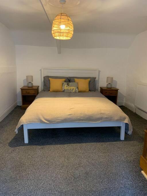 Bryndegwel In Saint Dogmaels, Cardigan- River Views, Free Parking ภายนอก รูปภาพ
