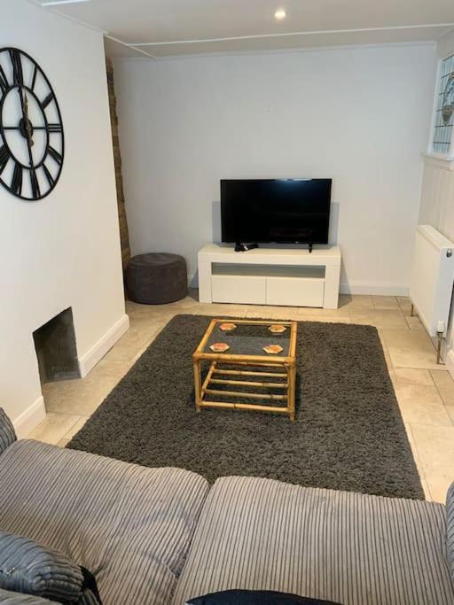 Bryndegwel In Saint Dogmaels, Cardigan- River Views, Free Parking ภายนอก รูปภาพ